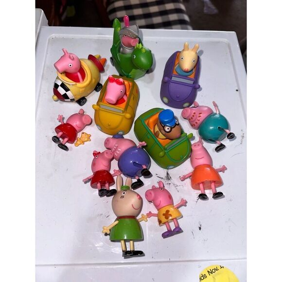 PEPPA PIG poseable figures vehicles 8143  219 - Picture 1 of 1